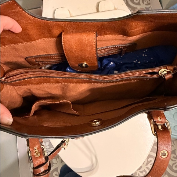 Bueno Brown Tote Bag with Tassel - Picture 3 of 5